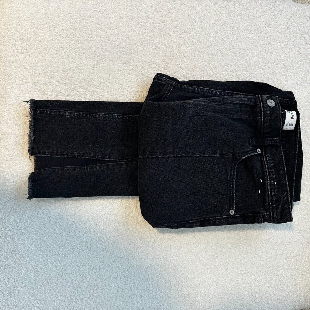 A&F Skinny High Rise Skinny Jean - Picture 5 of 7